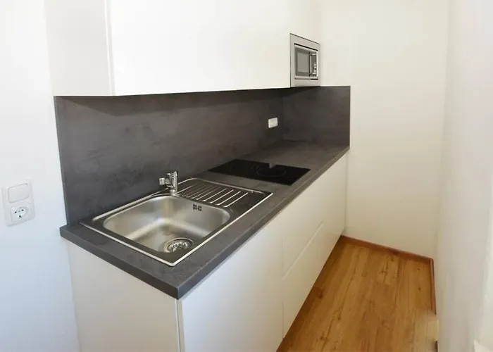 Alpenblick - Modernes In Ruhelage Apartmán Villach